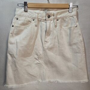 J.Crew Off White Denim Mini Skirt Size 24 Rough Edge Exposed Button
